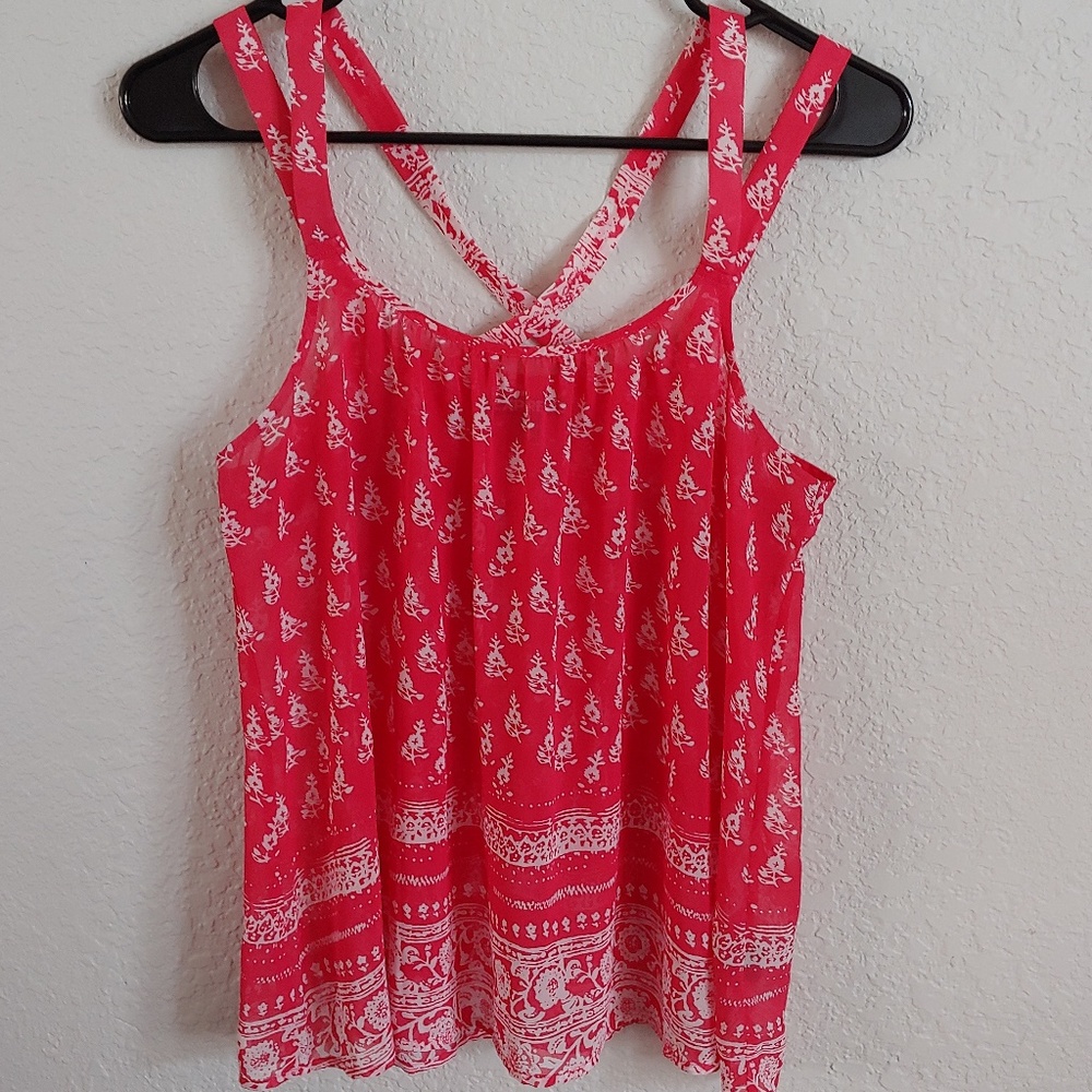 Pink tank top